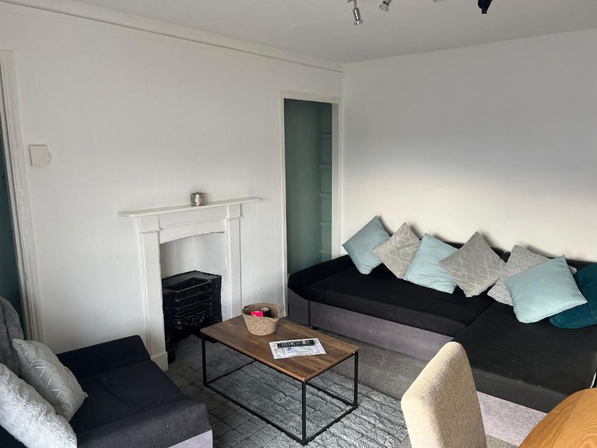 Topzy-Turvy - 1 Bedroom Apartment Swansea Exterior photo